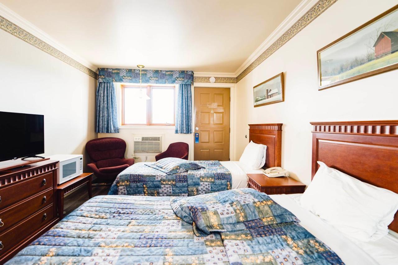 Auberge Harris Saint-Jean-sur-Richelieu Esterno foto