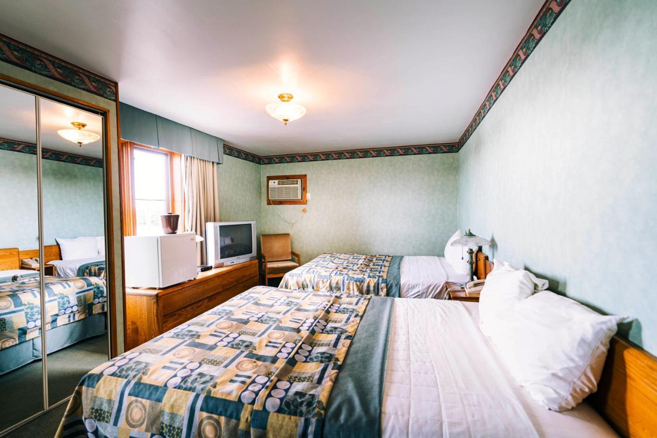 Auberge Harris Saint-Jean-sur-Richelieu Esterno foto