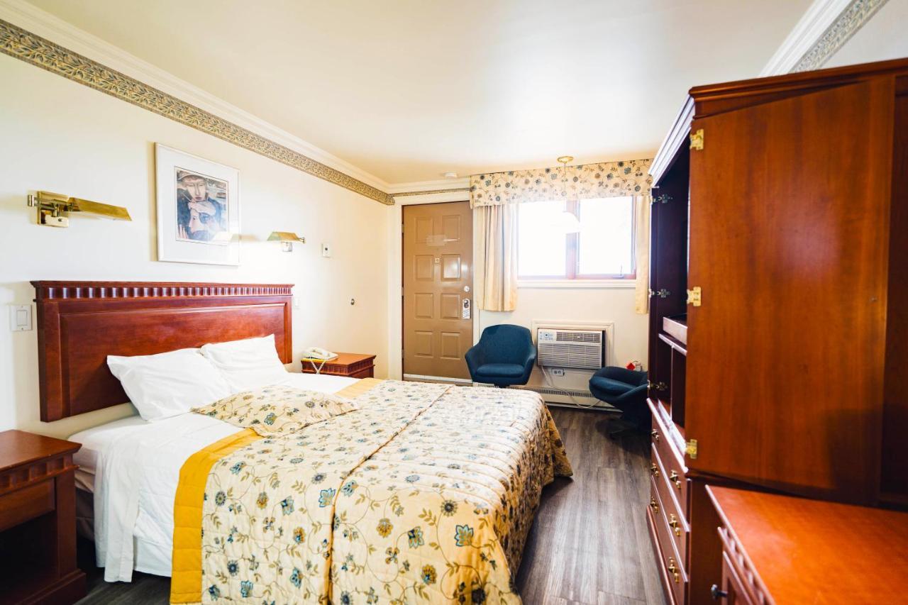 Auberge Harris Saint-Jean-sur-Richelieu Esterno foto