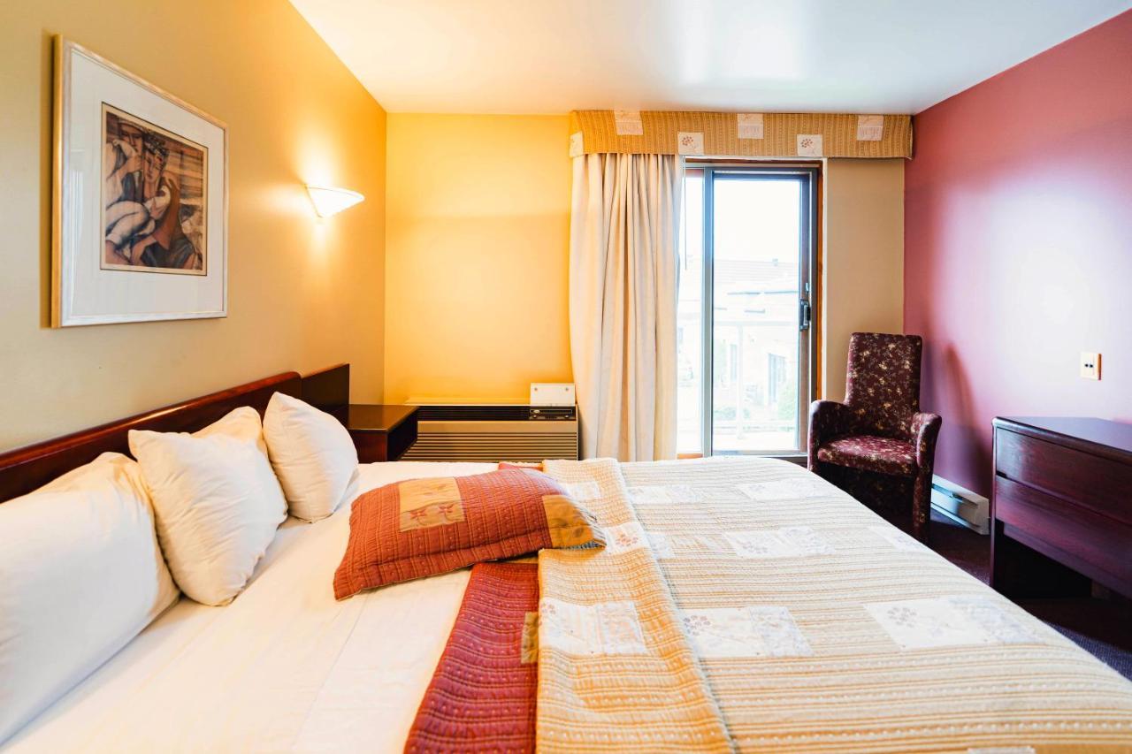 Auberge Harris Saint-Jean-sur-Richelieu Esterno foto