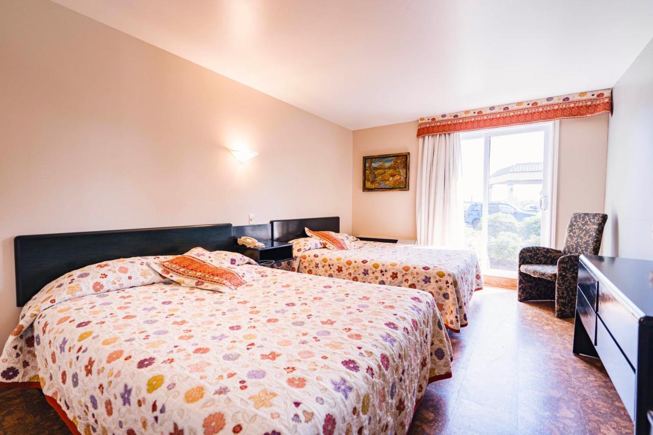 Auberge Harris Saint-Jean-sur-Richelieu Esterno foto