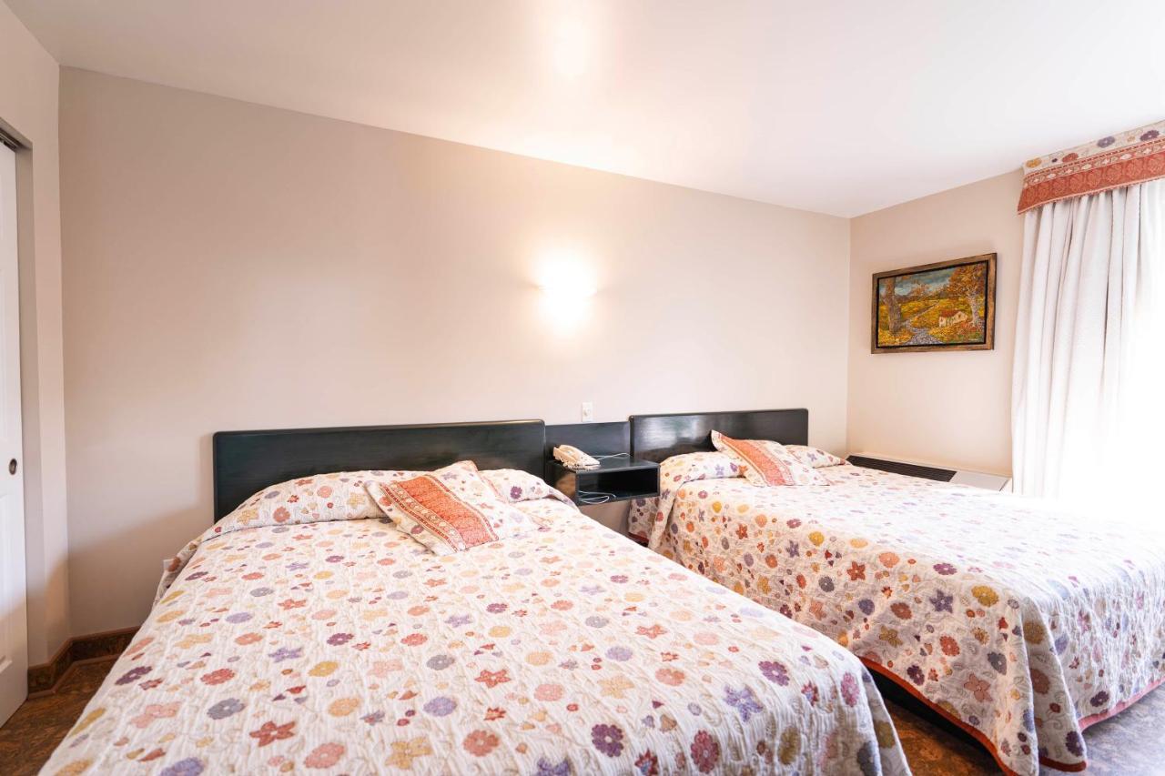 Auberge Harris Saint-Jean-sur-Richelieu Esterno foto